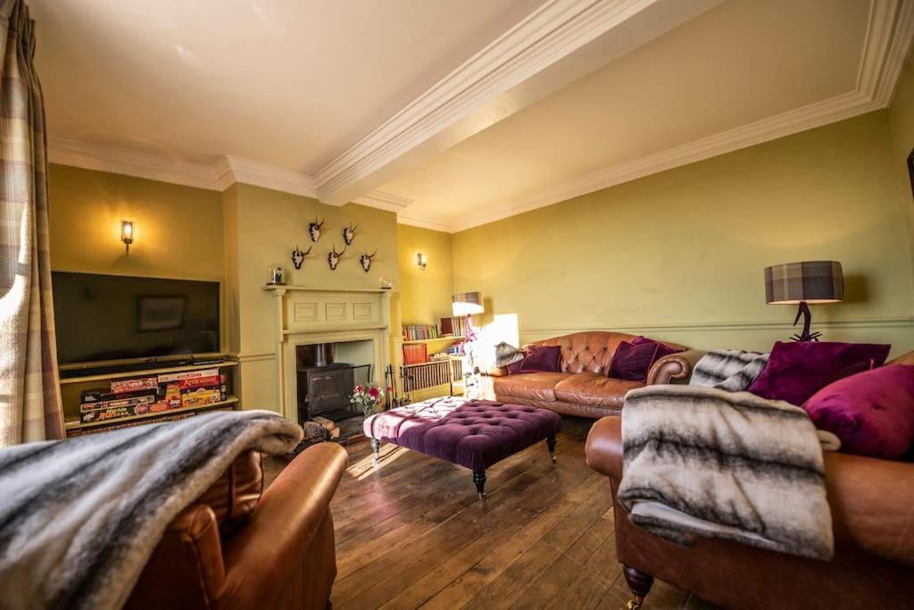 Georgian Country House -Panoramic Views -Sleeps 12 Ruthin Dış mekan fotoğraf